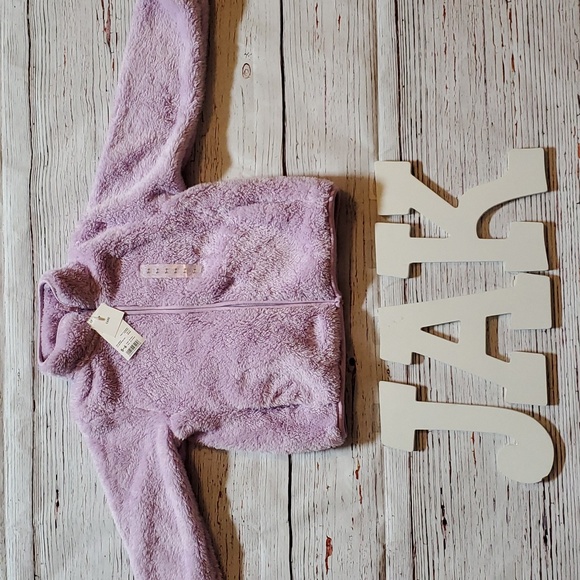 Uniqlo Other - 🆕️ UNIQLO KIDS PURPLE FLUFFY JACKET 💜